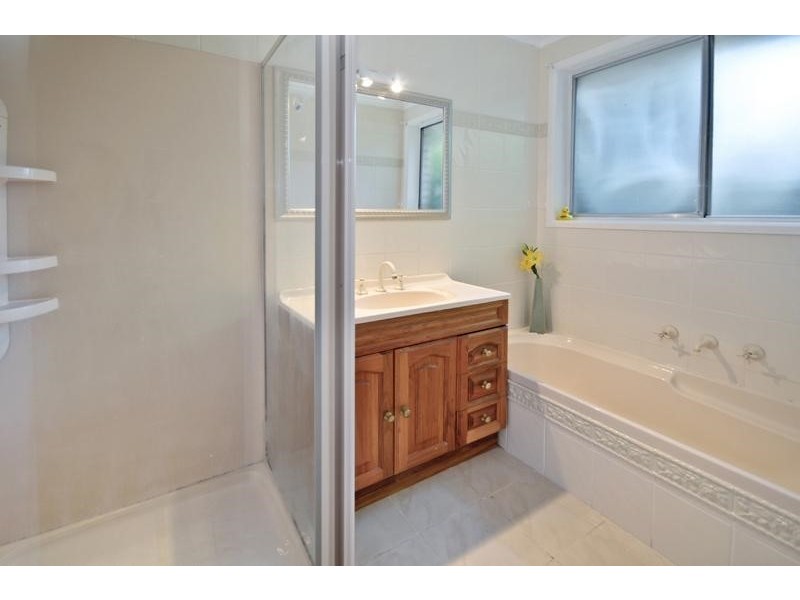 22 Farnham Avenue, Wheelers Hill VIC 3150