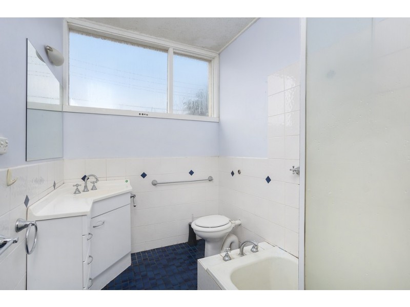 57 Hinkler Road, Glen Waverley VIC 3150