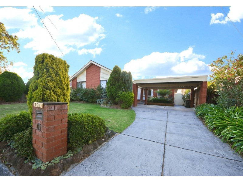 101 King Arthur Drive, Glen Waverley VIC 3150
