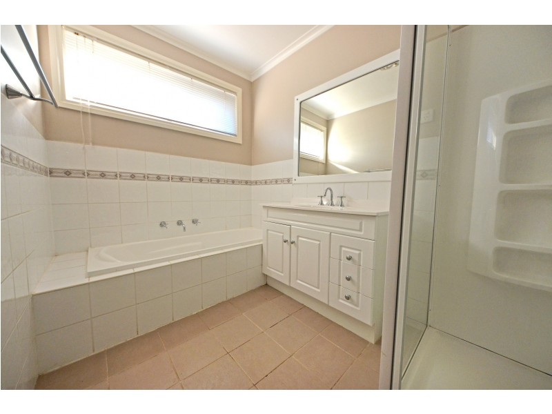 101 King Arthur Drive, Glen Waverley VIC 3150