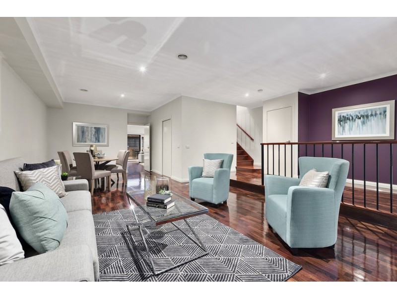 25 Herriotts Boulevard, Glen Waverley VIC 3150