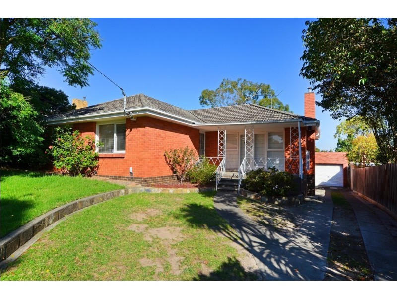 8 Leicester Avenue, Glen Waverley VIC 3150