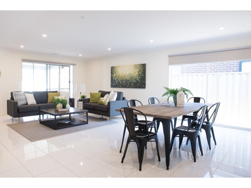 5 Isabel Street, Pakenham VIC 3810