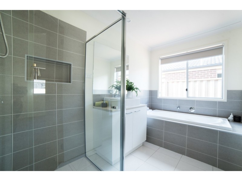 5 Isabel Street, Pakenham VIC 3810