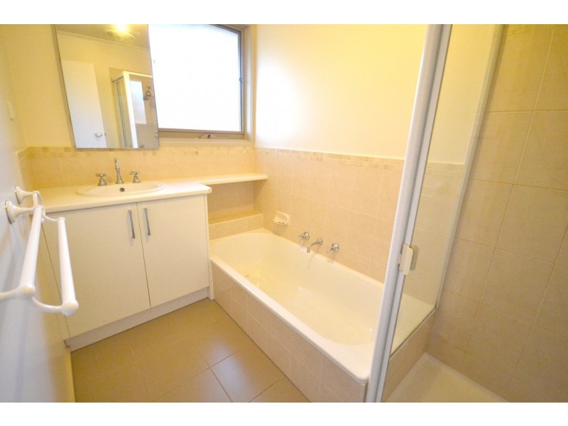 9 Witken Avenue, Wantirna South VIC 3152