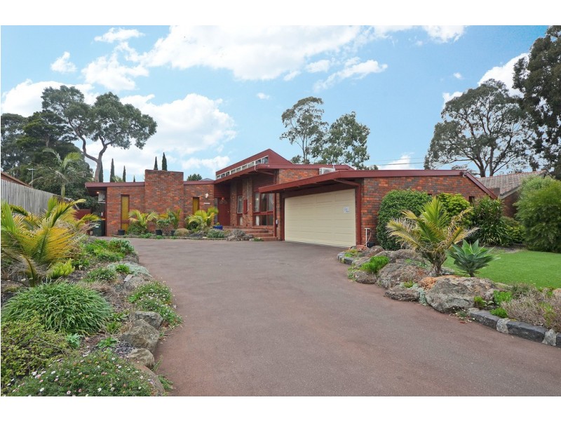 31 Botanic Drive, Glen Waverley VIC 3150