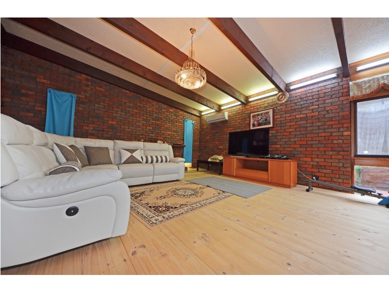 31 Botanic Drive, Glen Waverley VIC 3150