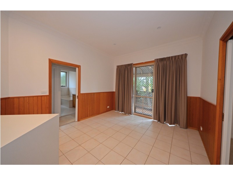 2/26 Strathconnan Place, Wheelers Hill VIC 3150