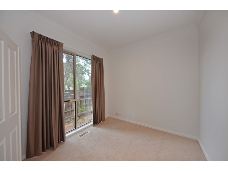 2/26 Strathconnan Place, Wheelers Hill VIC 3150