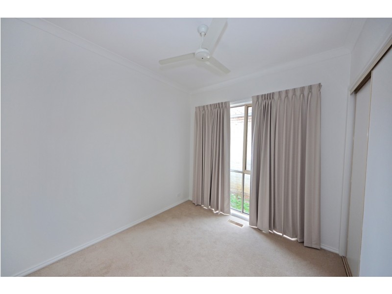 2/26 Strathconnan Place, Wheelers Hill VIC 3150