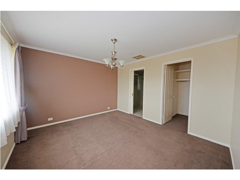 3 Jay Rise, Berwick VIC 3806