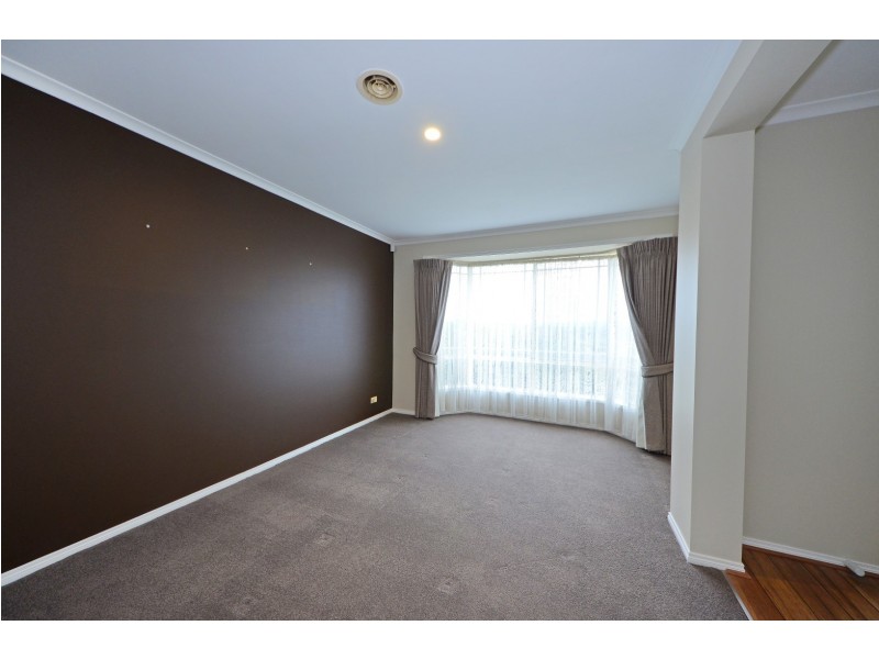 3 Jay Rise, Berwick VIC 3806