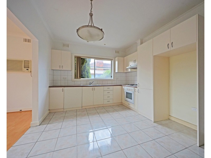 1/42 Panorama Street, Clayton VIC 3168