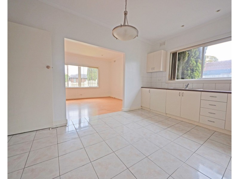 1/42 Panorama Street, Clayton VIC 3168