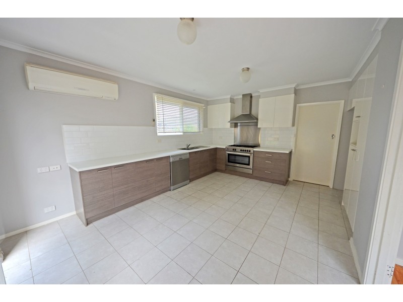 60 Windella Crescent, Glen Waverley VIC 3150