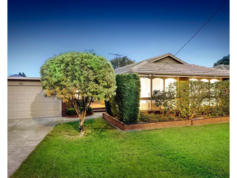 742 Highbury Road, Glen Waverley VIC 3150