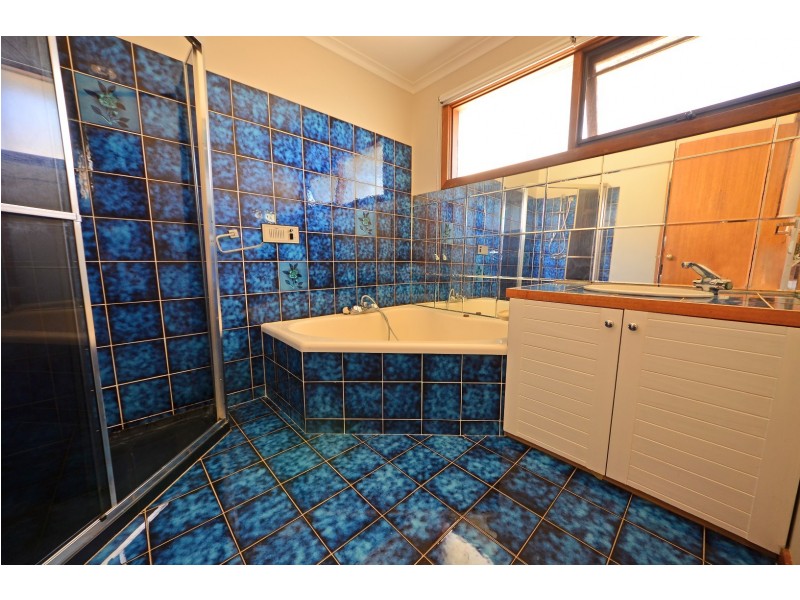 57 Craig Hill Drive, Wheelers Hill VIC 3150