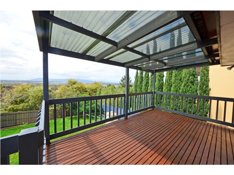 57 Craig Hill Drive, Wheelers Hill VIC 3150