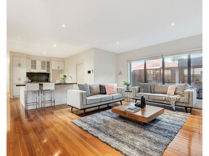 1/1 Prince Edward Avenue, Mckinnon VIC 3204