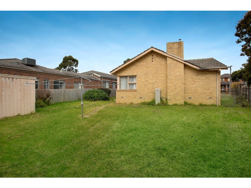 13 Kwinana Street, Glen Waverley VIC 3150