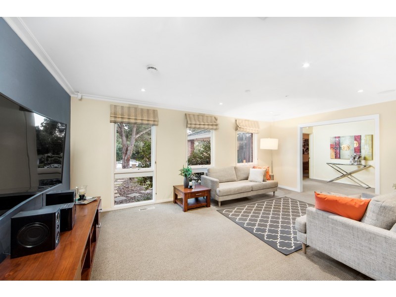 4 Bowden Court, Wheelers Hill VIC 3150