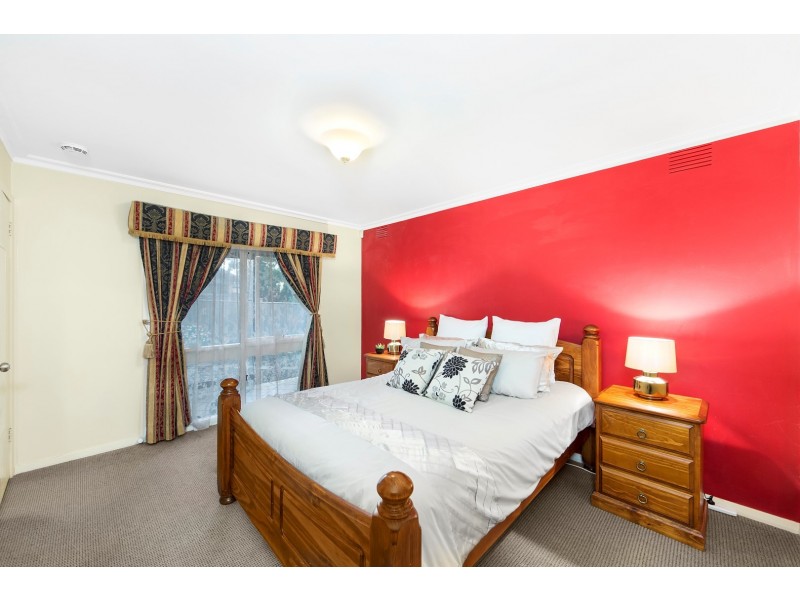 4 Bowden Court, Wheelers Hill VIC 3150