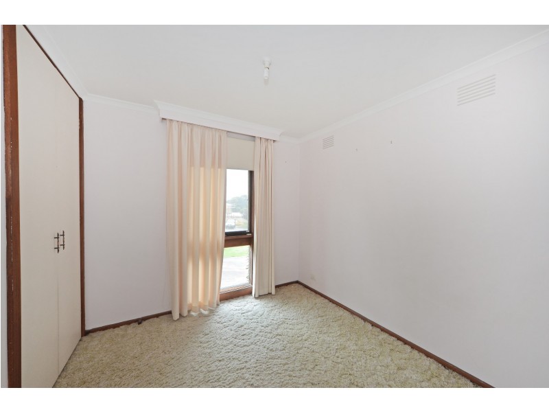 1/4 Kingsley Grove, Mount Waverley VIC 3149