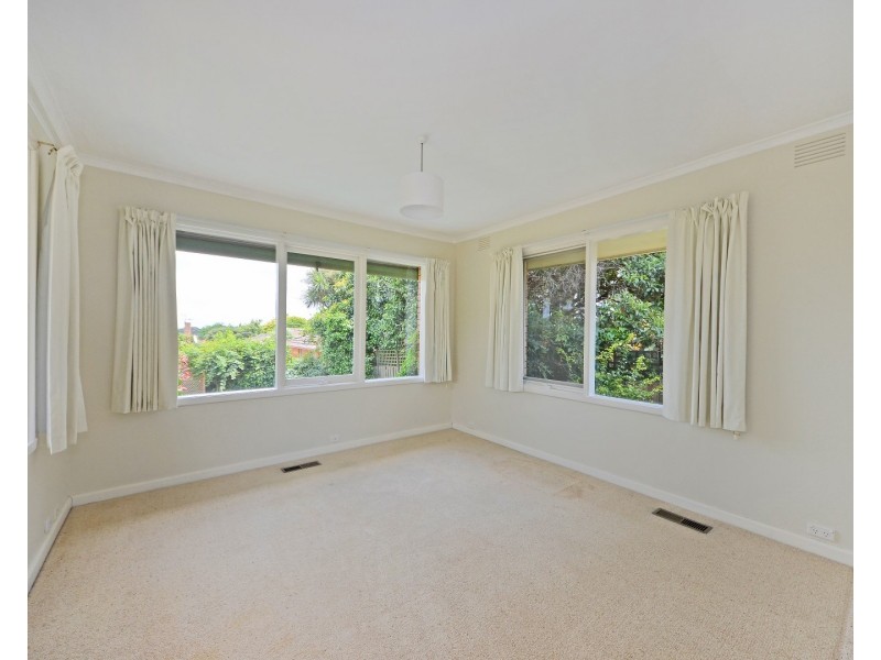 29 Viewpoint Avenue, Glen Waverley VIC 3150