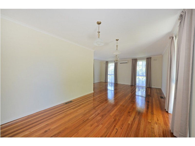 9 Finton Close, Glen Waverley VIC 3150