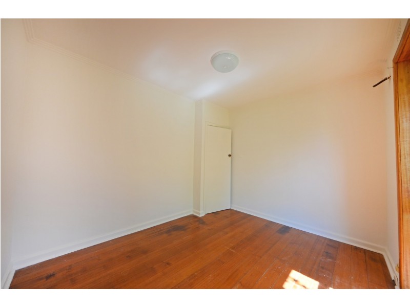 33 Glencairn Street, Mulgrave VIC 3170