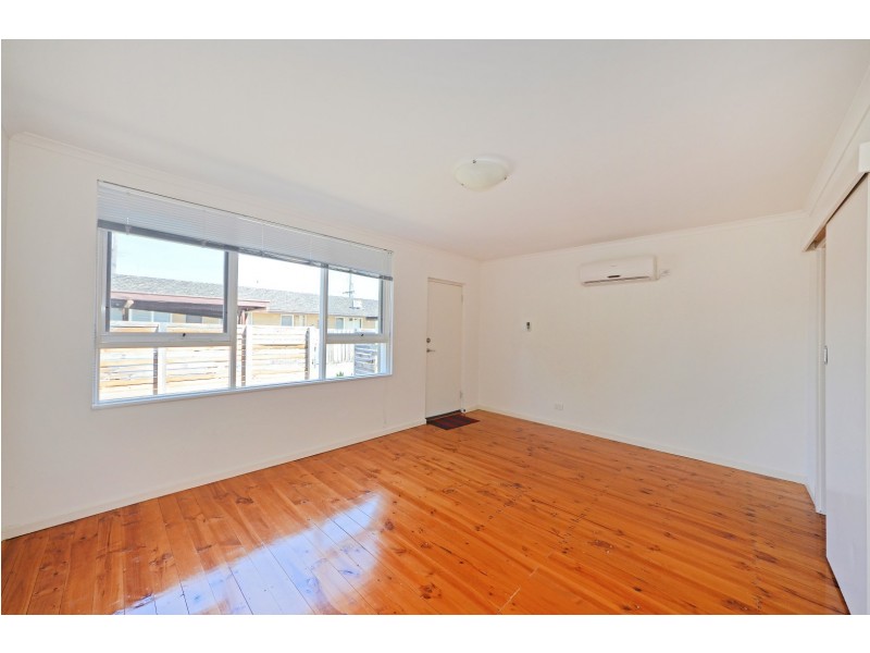 2/19 Oakes Avenue, Clayton South VIC 3169