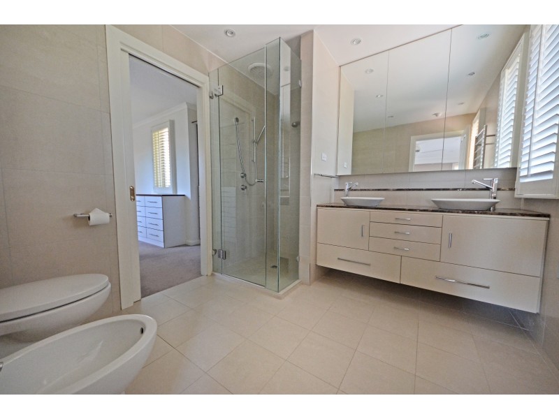 44 Whitmuir Road, Bentleigh VIC 3204