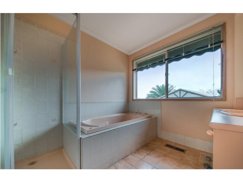 29 Shinners Avenue, Narre Warren VIC 3805