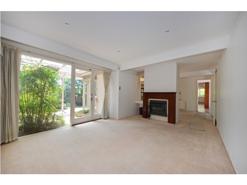4 Walter Street, Glen Waverley VIC 3150