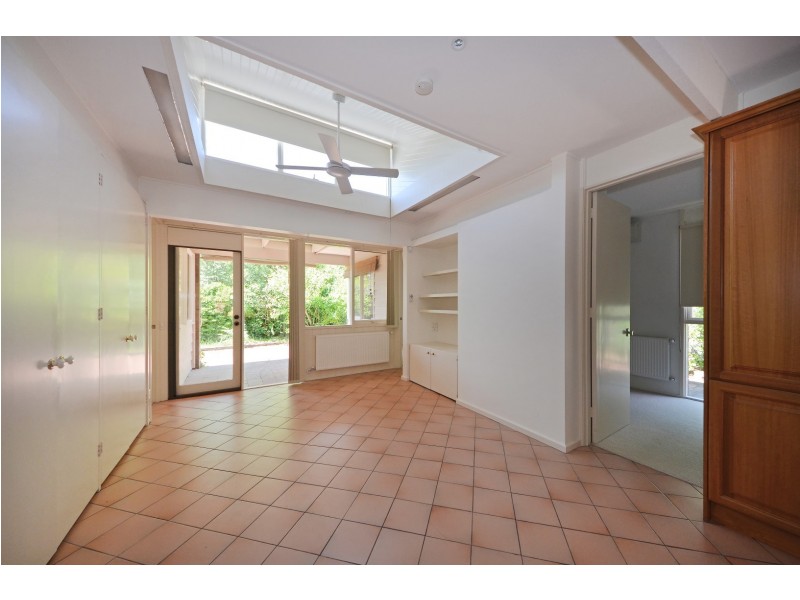 4 Walter Street, Glen Waverley VIC 3150