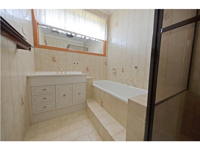 7 Scenic Court, Dandenong North VIC 3175