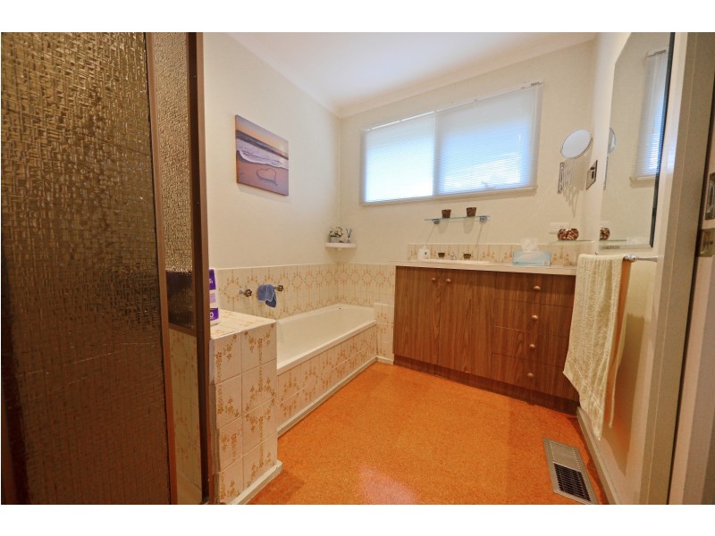 7 Kawana Crescent, Glen Waverley VIC 3150