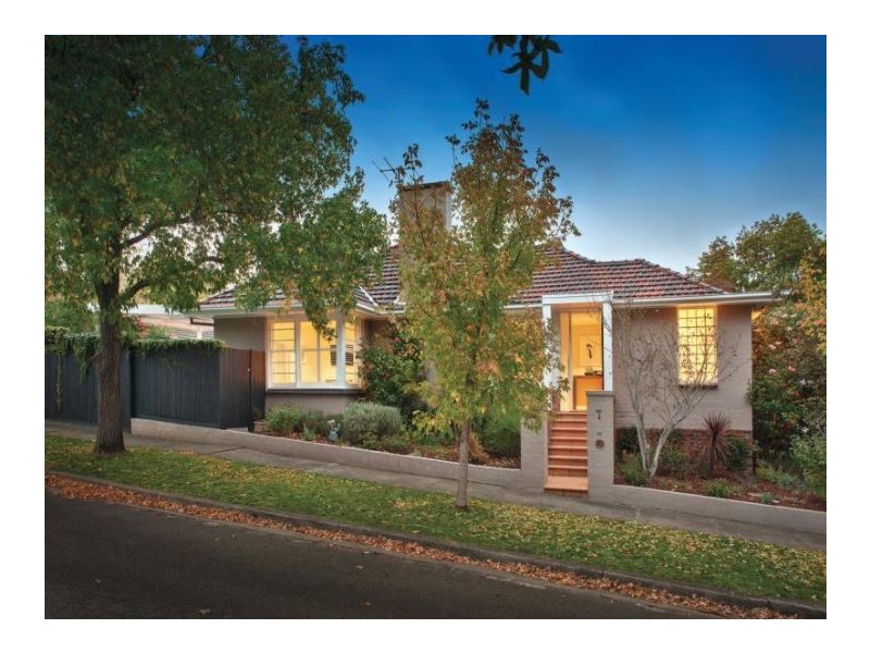 7 Grosvenor Road, Glen Iris VIC 3146