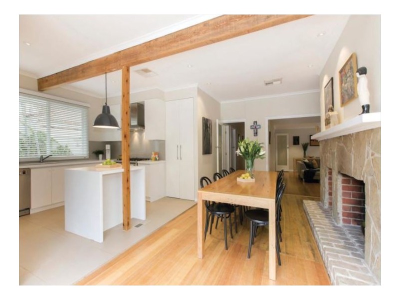 7 Grosvenor Road, Glen Iris VIC 3146