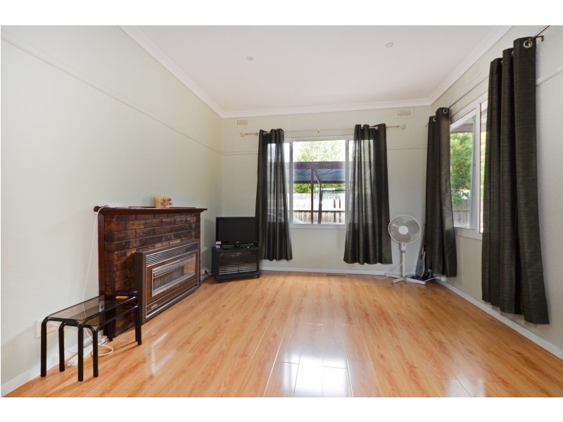 22 Salisbury Road, Ashwood VIC 3147