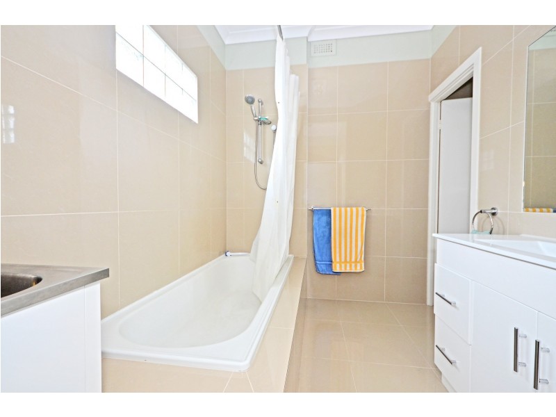 22 Salisbury Road, Ashwood VIC 3147