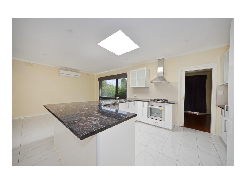 2 Carson Street, Mulgrave VIC 3170