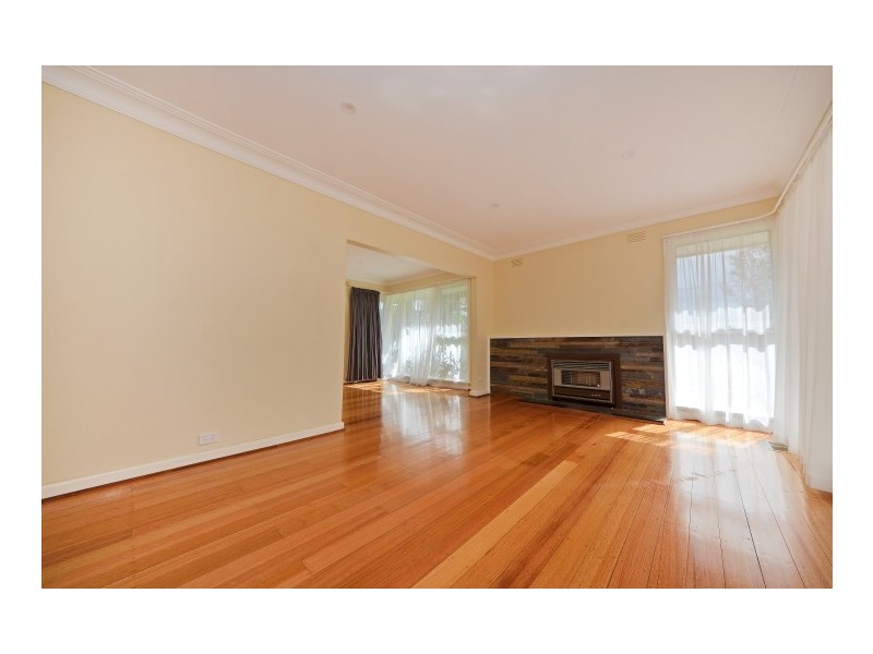 2 Carson Street, Mulgrave VIC 3170