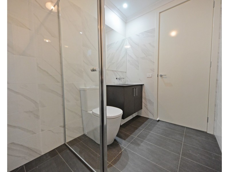 2 Windella Crescent, Glen Waverley VIC 3150