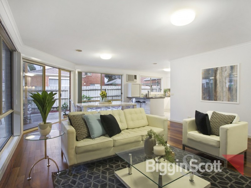 15 The Quadrangle, Glen Waverley VIC 3150