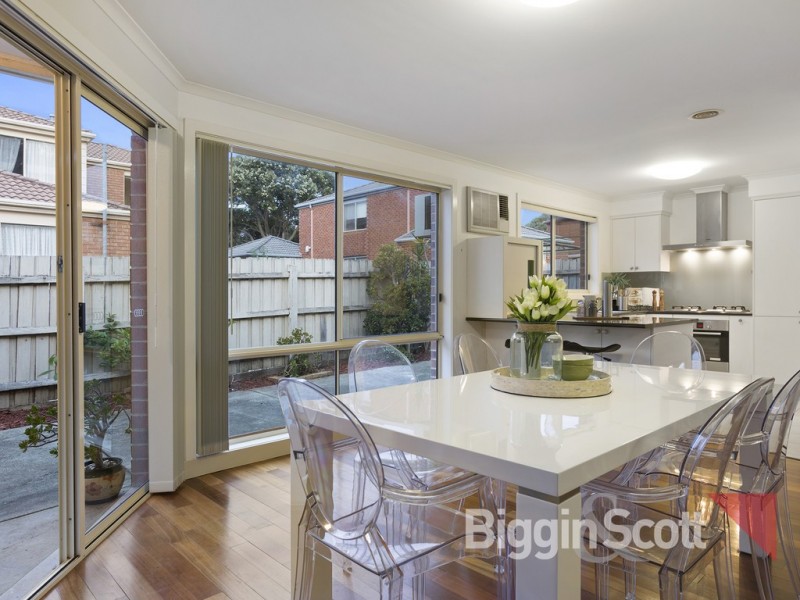 15 The Quadrangle, Glen Waverley VIC 3150