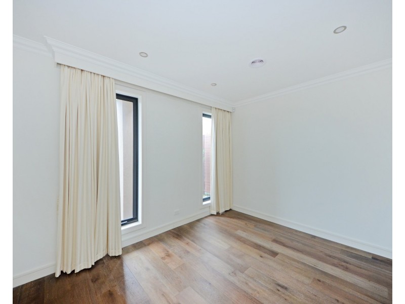 1a Derna Road, Ashburton VIC 3147