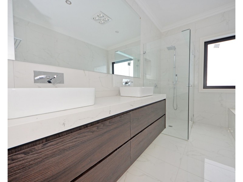 1a Derna Road, Ashburton VIC 3147