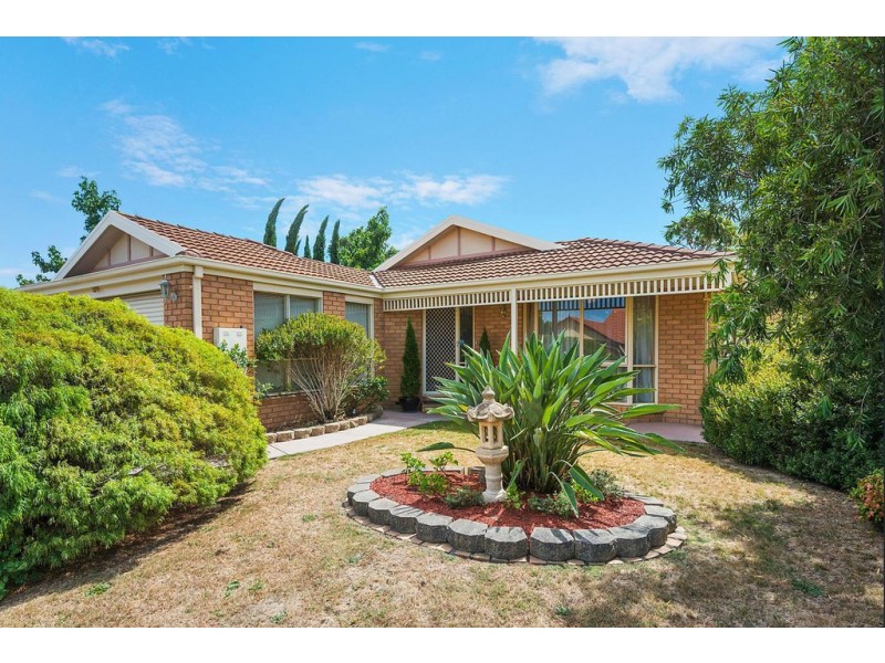 10 Wattlebird Place, Knoxfield VIC 3180