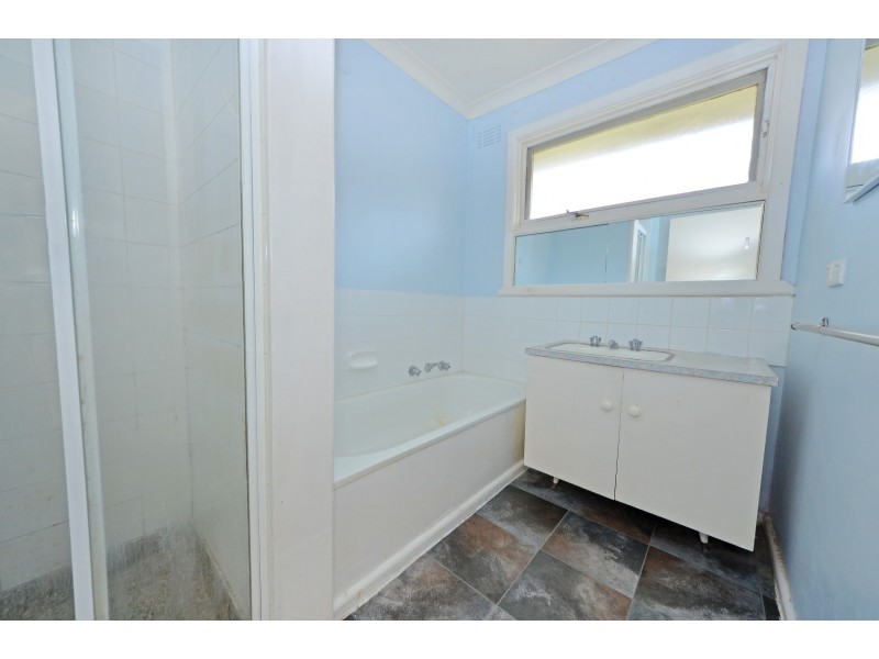 52 Rose Avenue, Glen Waverley VIC 3150